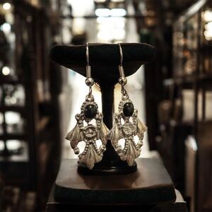 Vintage Silver and Black Dangle Earrings